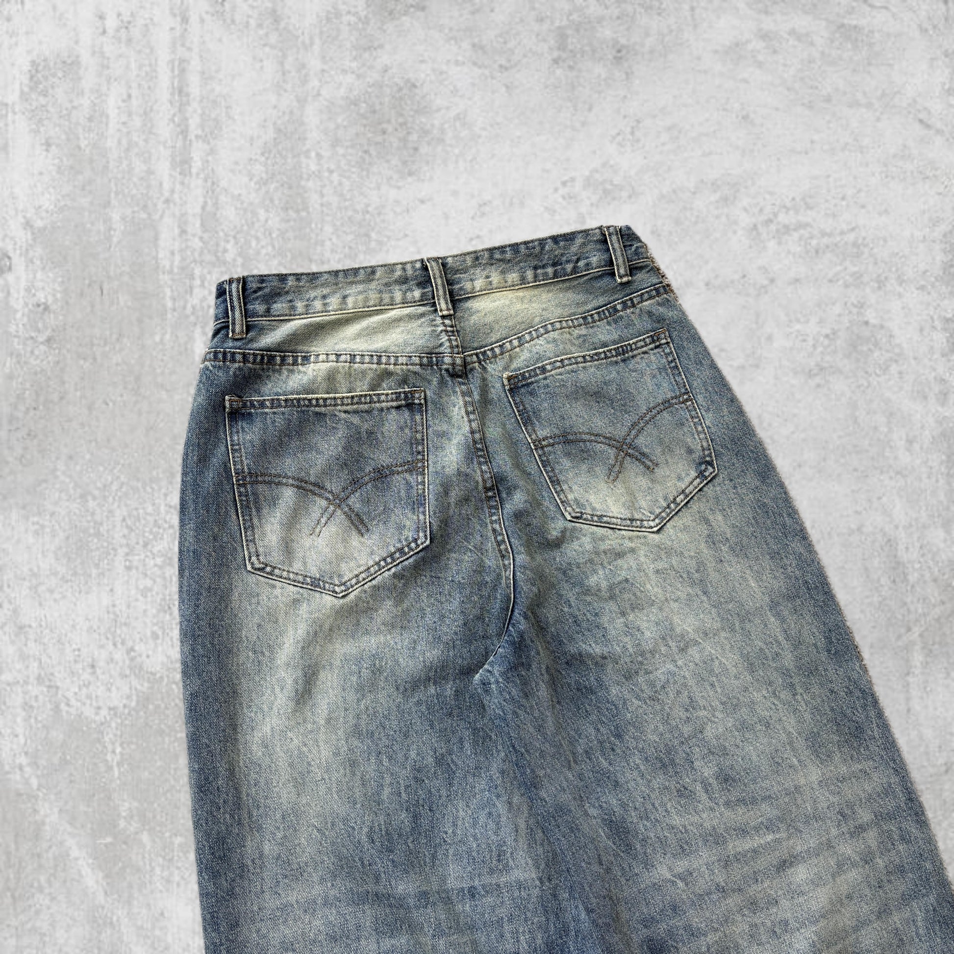 CAPSULE BLUE DENIM